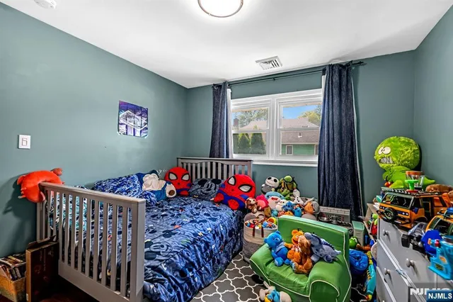 $649,000 | 321 Henley Avenue, New Milford, NJ 07646