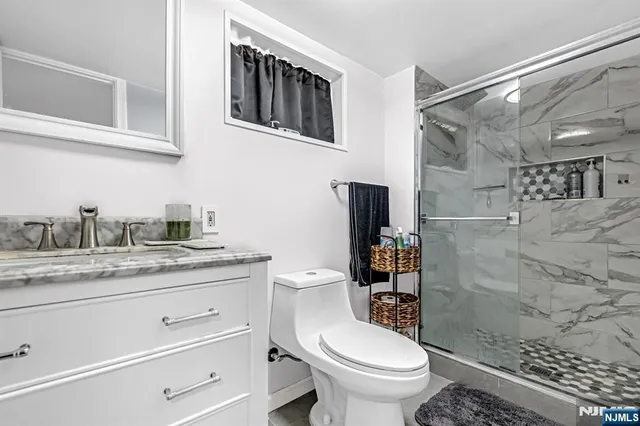 $649,000 | 321 Henley Avenue, New Milford, NJ 07646