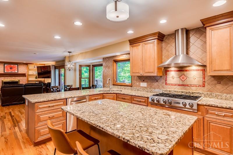 9207 Old Coach Road Cincinnati, OH 45249 - Photo 16 of 41
