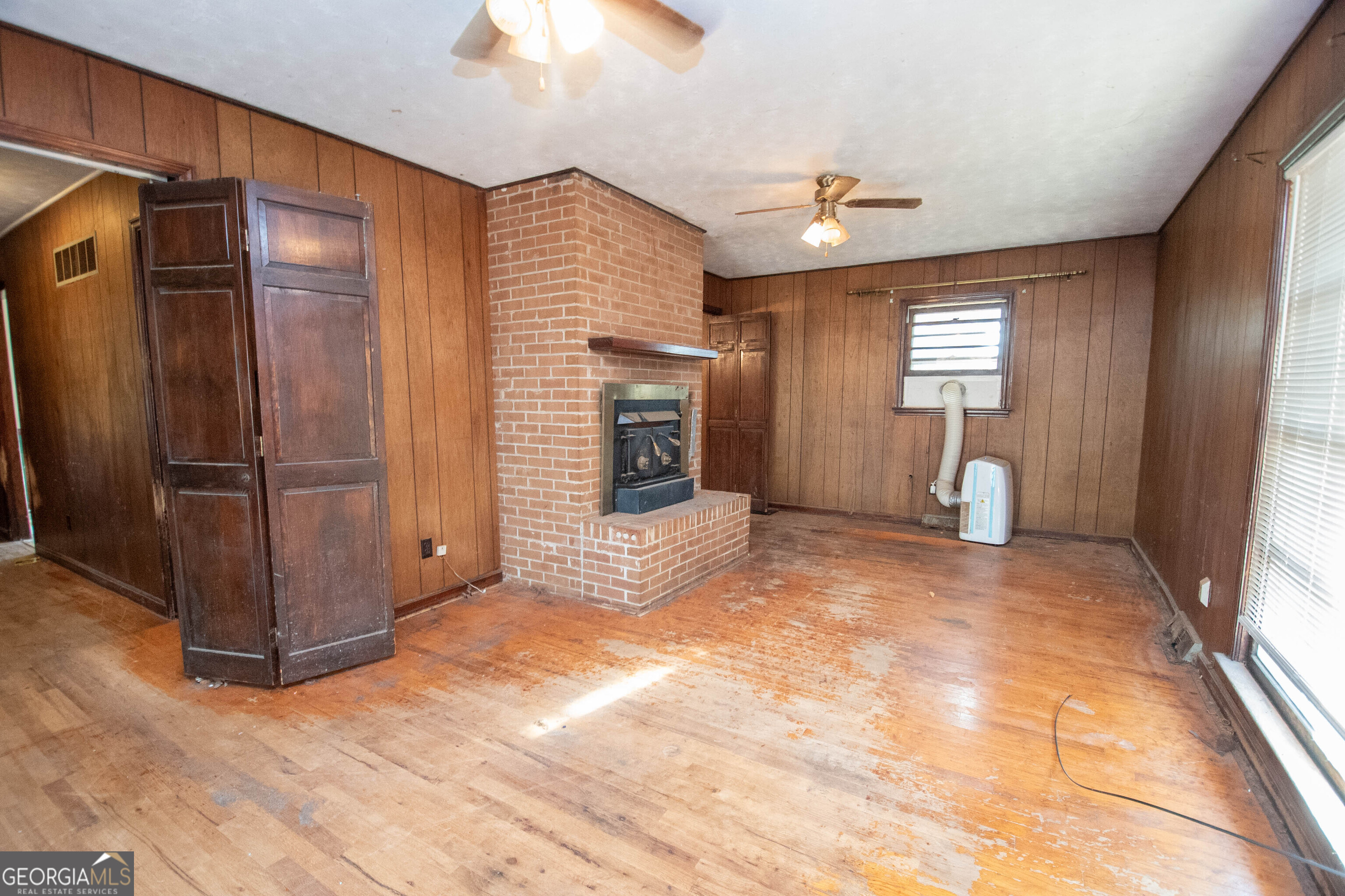 980 Grandma Branch Road Grantville, GA 30220 - Photo 5 of 33 a view of a storage & utility room