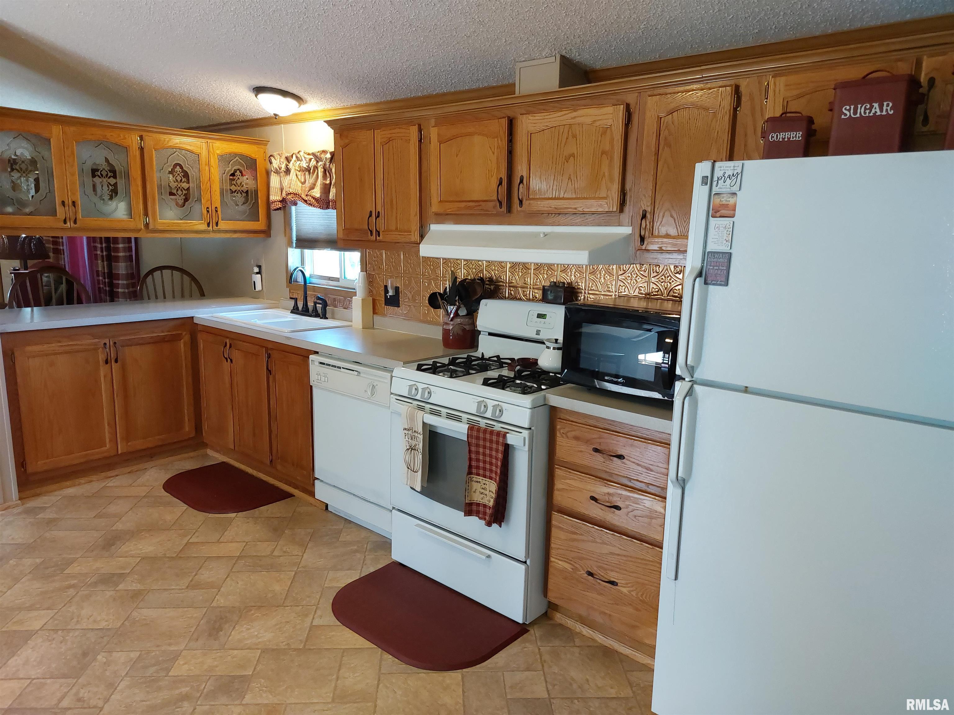 204 South Gum Street Belle Rive, IL 62810 - Photo 7 of 43 Gallery Image 7