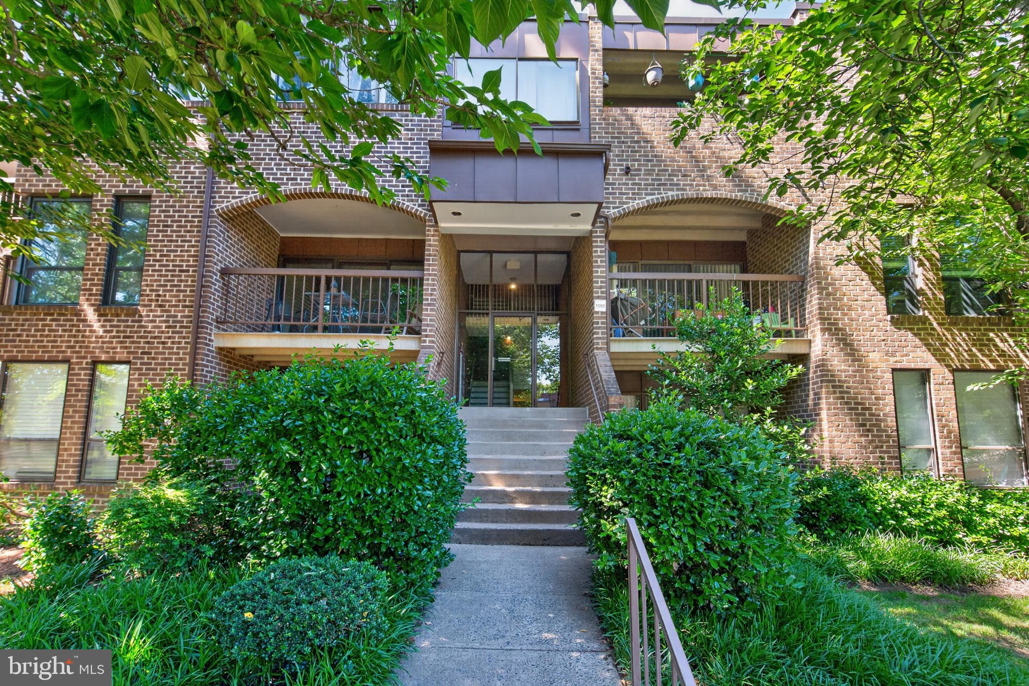 11260 Chestnut Grove Square, Unit 139 Reston, VA 20190 - Photo 1 of 26