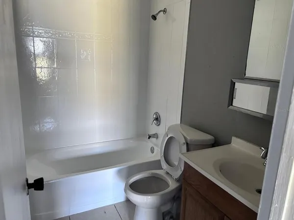 $1,100 | 1625 West Oak Ridge Road, Unit C, Orlando, FL 32809