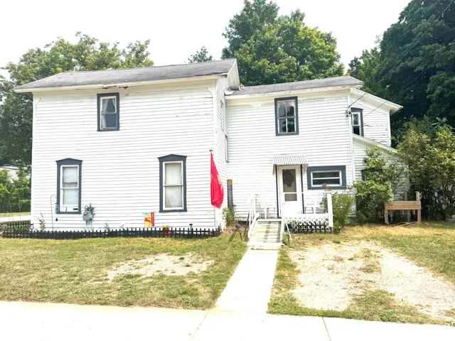 $173,000 | 313 West 6th Street, Evart, MI 49631