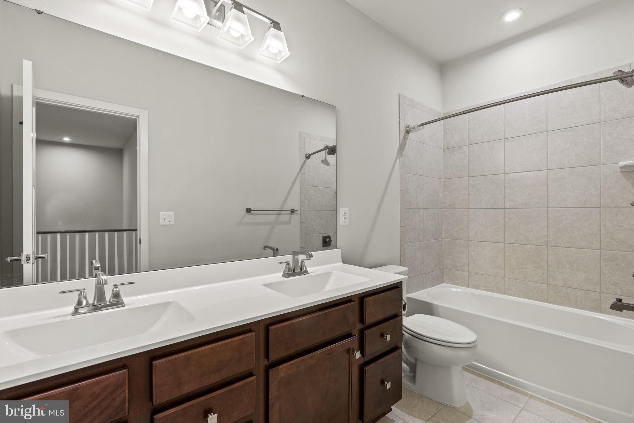 2010 Serviceberry Road Dumfries, VA 22026 - Photo 24 of 39 Gallery Image 24