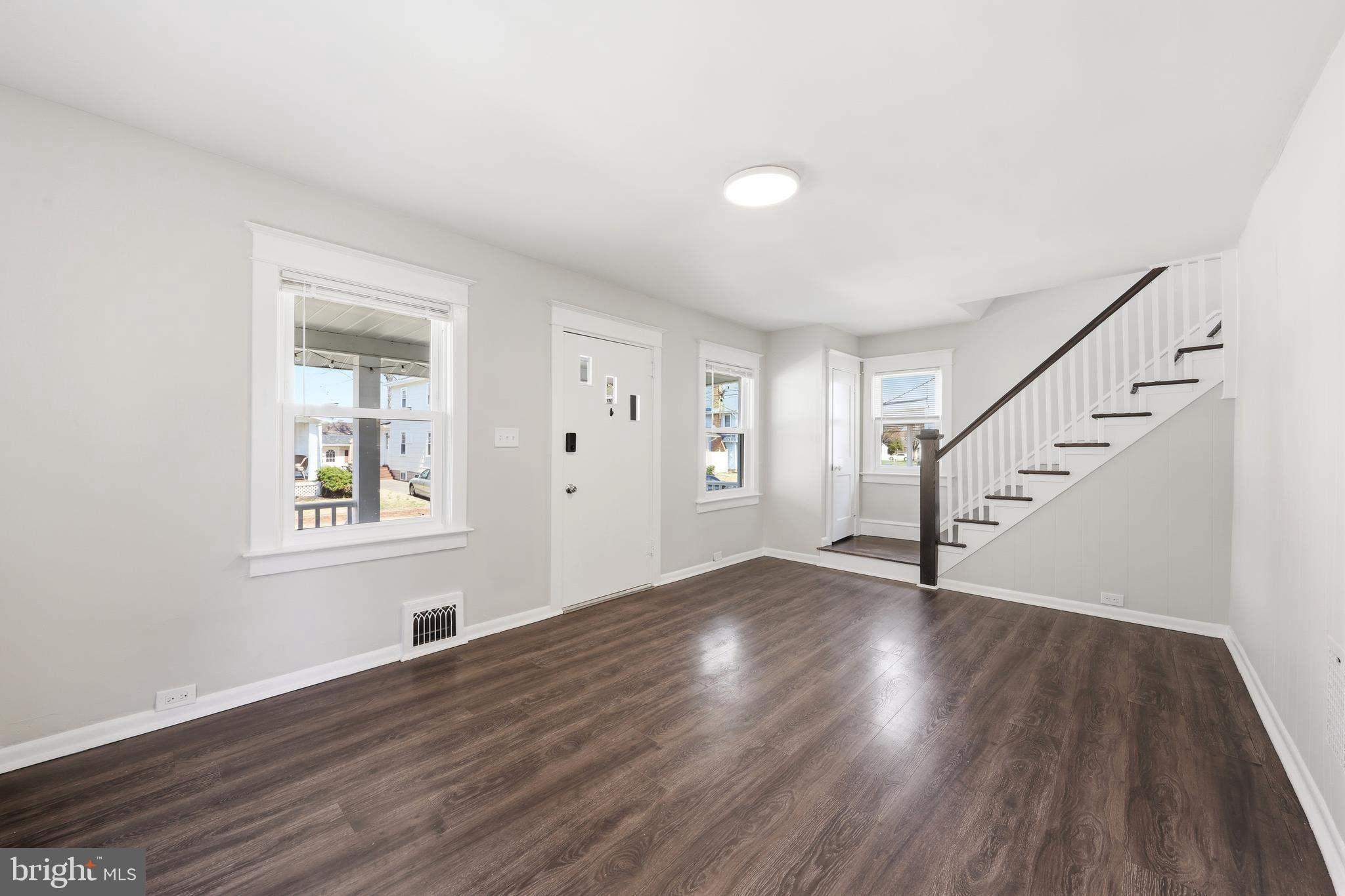 347 Harding Court Pitman, NJ 08071 - Photo 12 of 41