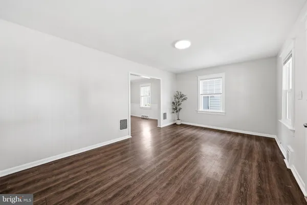 $345,000 | 347 Harding Court, Pitman, NJ 08071