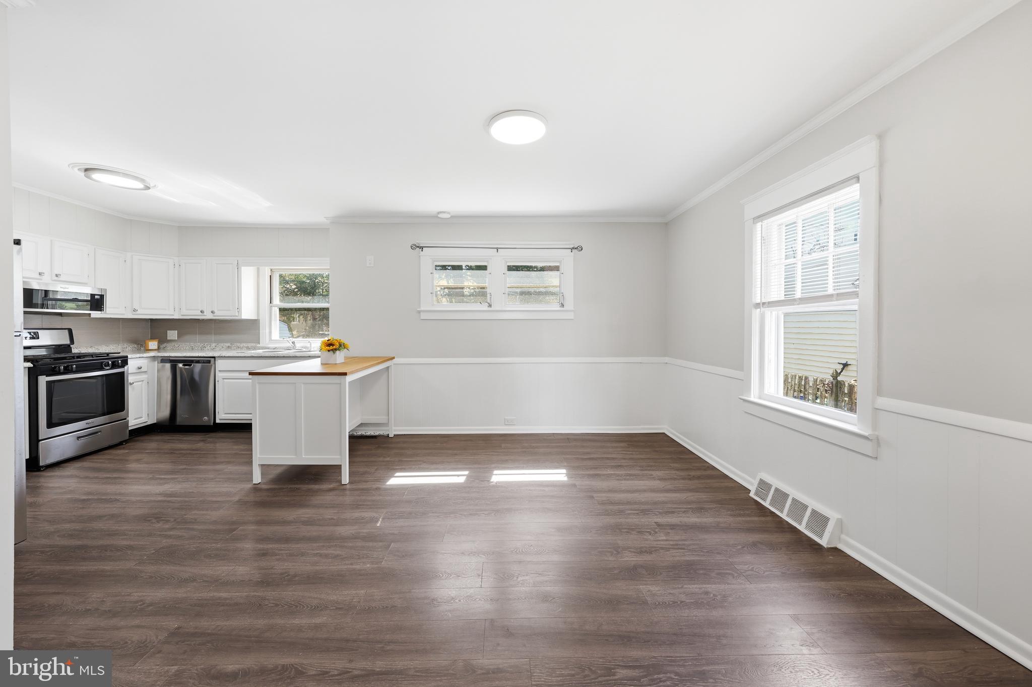 347 Harding Court Pitman, NJ 08071 - Photo 18 of 41