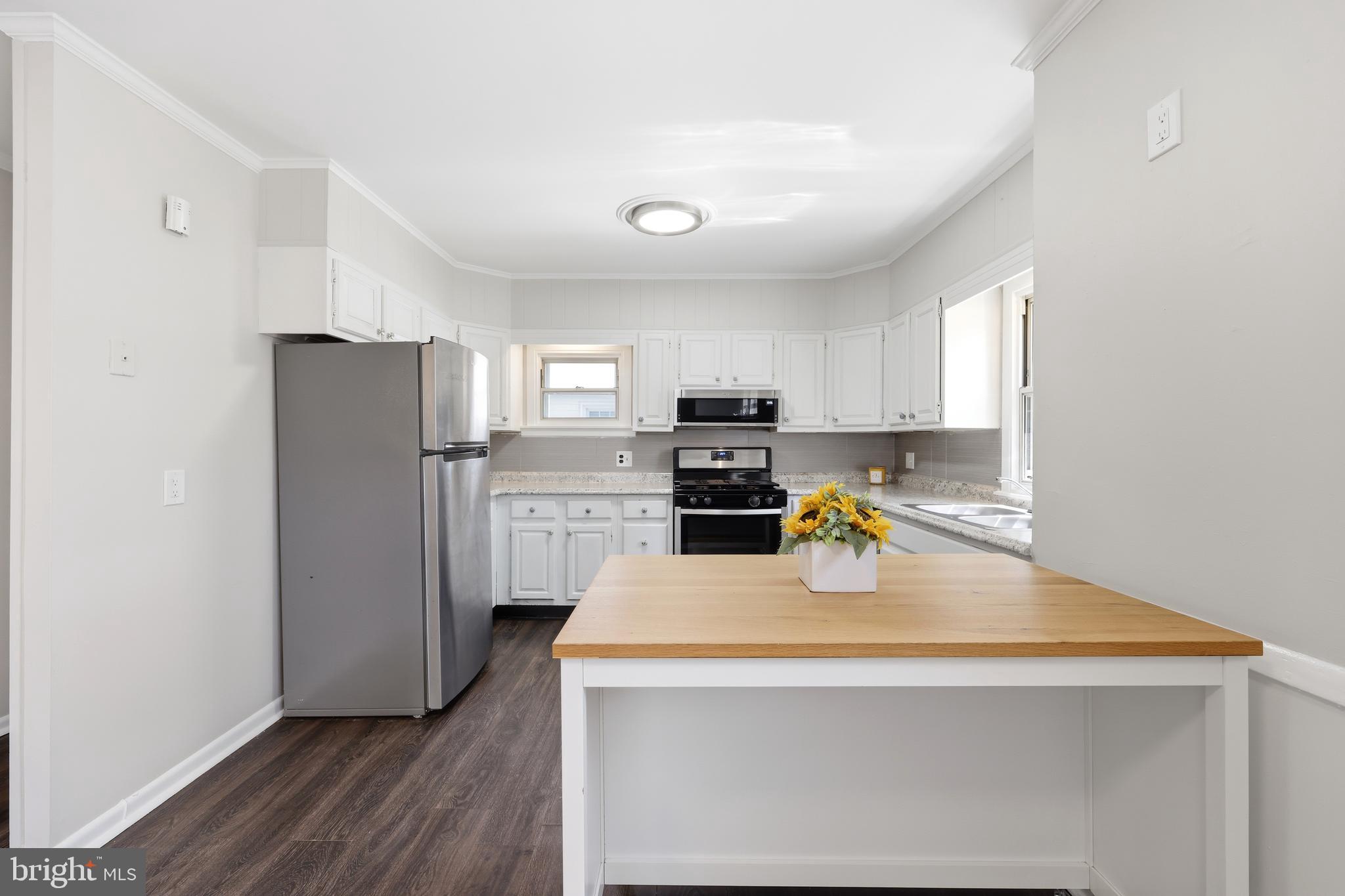 347 Harding Court Pitman, NJ 08071 - Photo 20 of 41