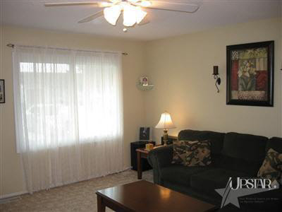128 Northbrook Court Decatur, IN 46733 - Photo 4 of 30