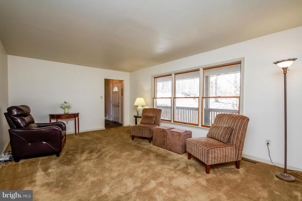 2667 Sandymount Road Finksburg, MD 21048 - Photo 11 of 30 a living room with furniture and a window