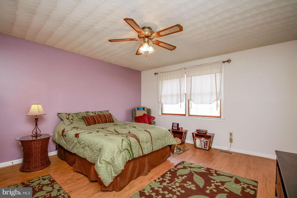 2667 Sandymount Road Finksburg, MD 21048 - Photo 21 of 30 a bedroom with bed and a window