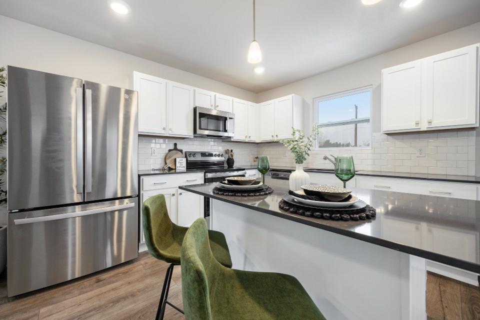 608 Arizona Boulevard Three Rivers, MI 49093 - Photo 35 of 53 21-WPT027-i1910-Kitchen8