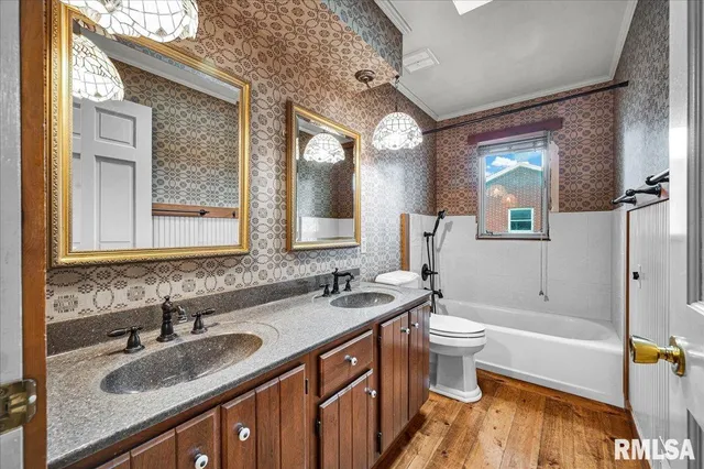 $243,500 | 619 North Hushaw Avenue, Chillicothe, IL 61523