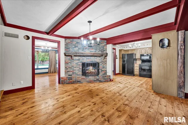 $243,500 | 619 North Hushaw Avenue, Chillicothe, IL 61523