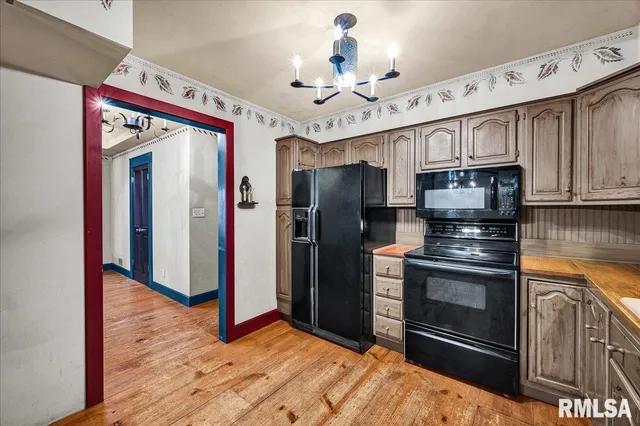 $243,500 | 619 North Hushaw Avenue, Chillicothe, IL 61523