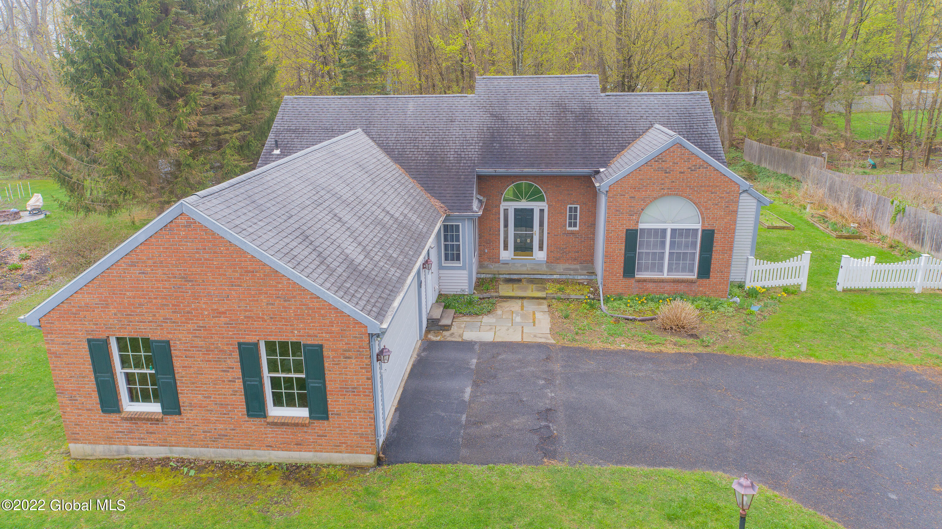 23 Gregg Road Altamont, NY 12009 - Photo 3 of 74 0 Air Front 3