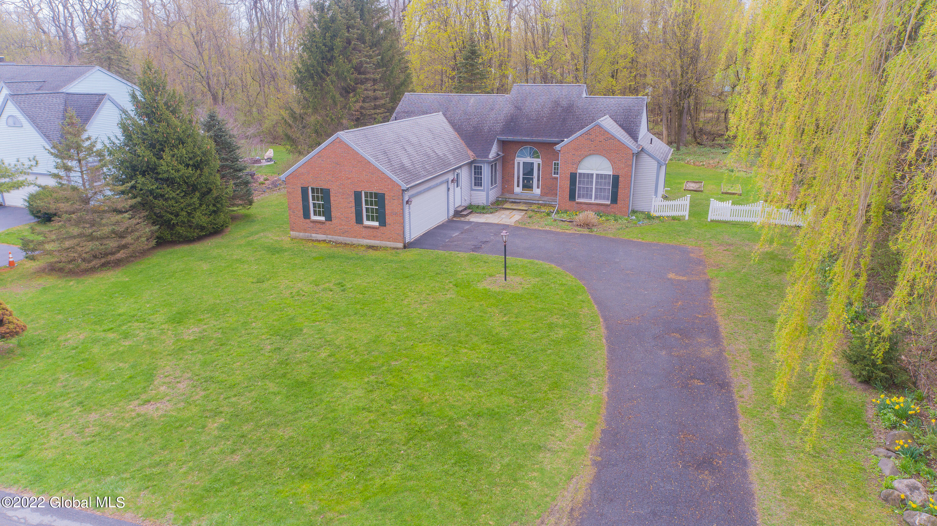 23 Gregg Road Altamont, NY 12009 - Photo 4 of 74 0 Air Front 4