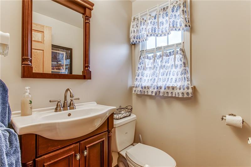 211 Sunridge Road Pittsburgh, PA 15238 - Photo 20 of 25 Gallery Image 20