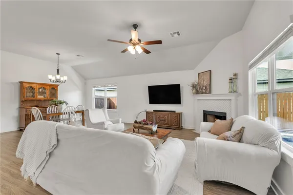 $359,900 | 1907 Cambria Drive, Bryan, TX 77807