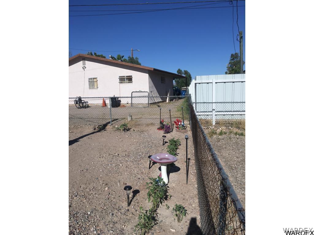 1874 Rio Grande Road Bullhead City, AZ 86442 - Photo 13 of 21 Gallery Image 13