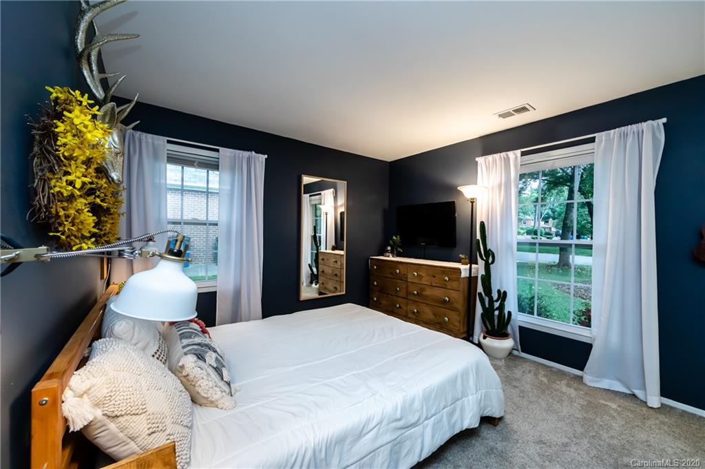 6584 Stoney Ridge Road Matthews, NC 28104 - Photo 19 of 29 Gallery Image 19
