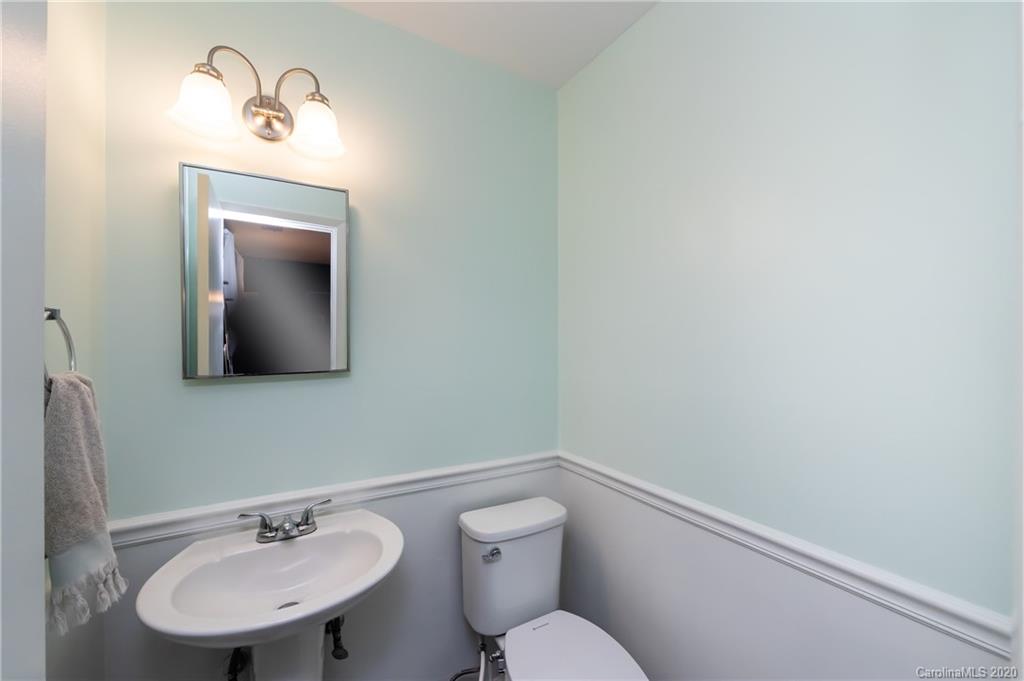 6584 Stoney Ridge Road Matthews, NC 28104 - Photo 21 of 29 Gallery Image 21