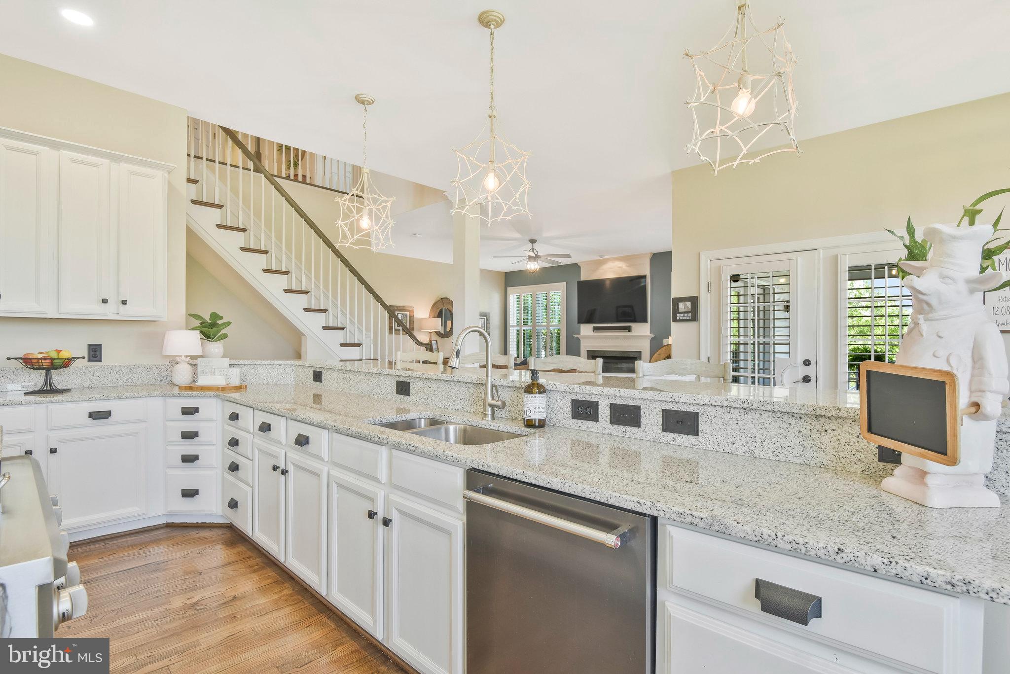 43801 Paramount Place Chantilly, VA 20152 - Photo 29 of 105