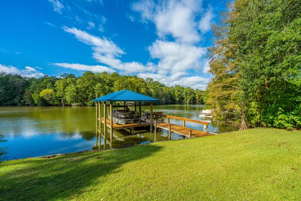 $575,000 | 1075 Chapel Branch Road, Santee, SC 29142