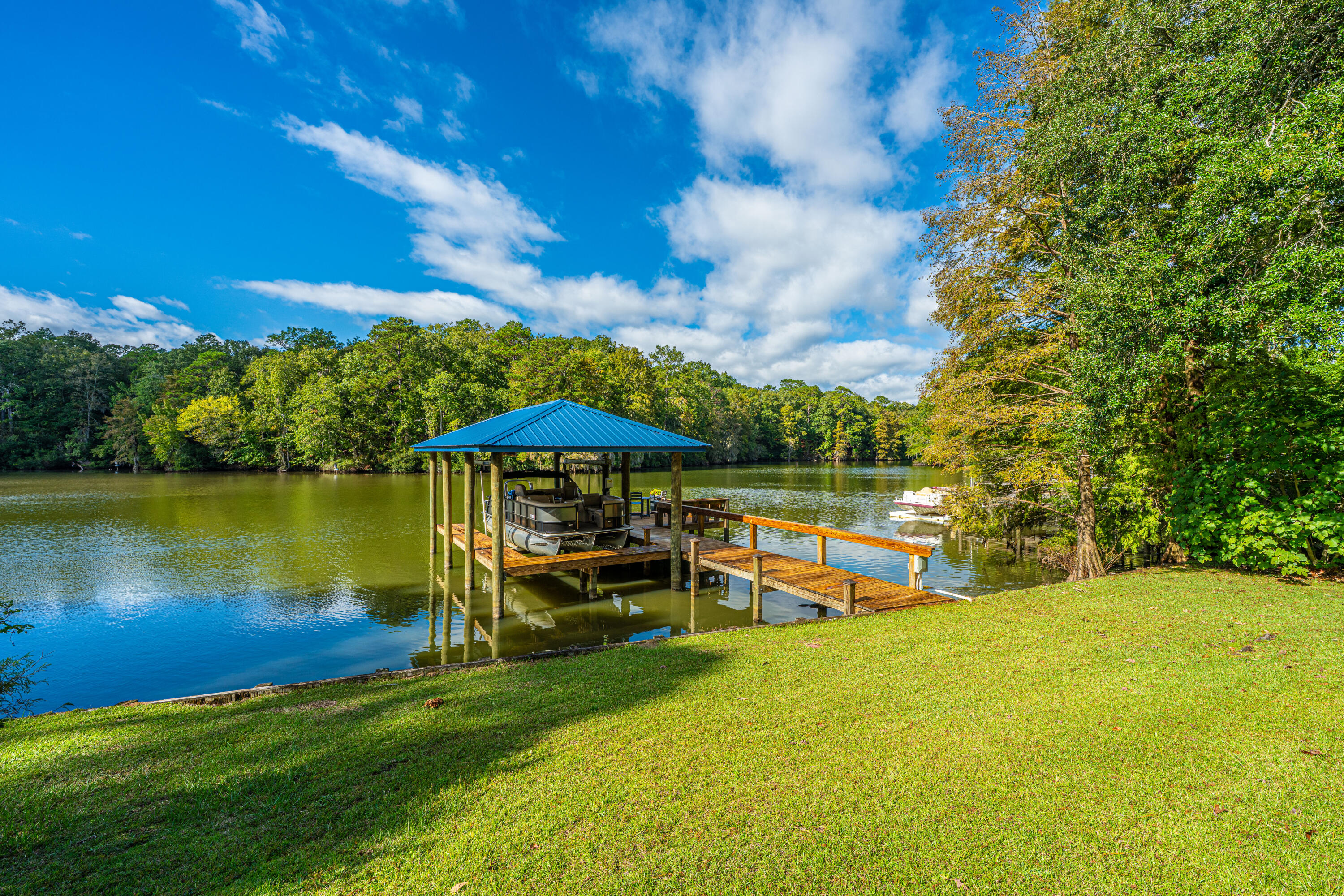 1075 Chapel Branch Road Santee, SC 29142 - Photo 28 of 35 Dock/Pierhead/Covered Boat Lift