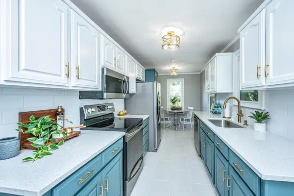 $575,000 | 1075 Chapel Branch Road, Santee, SC 29142