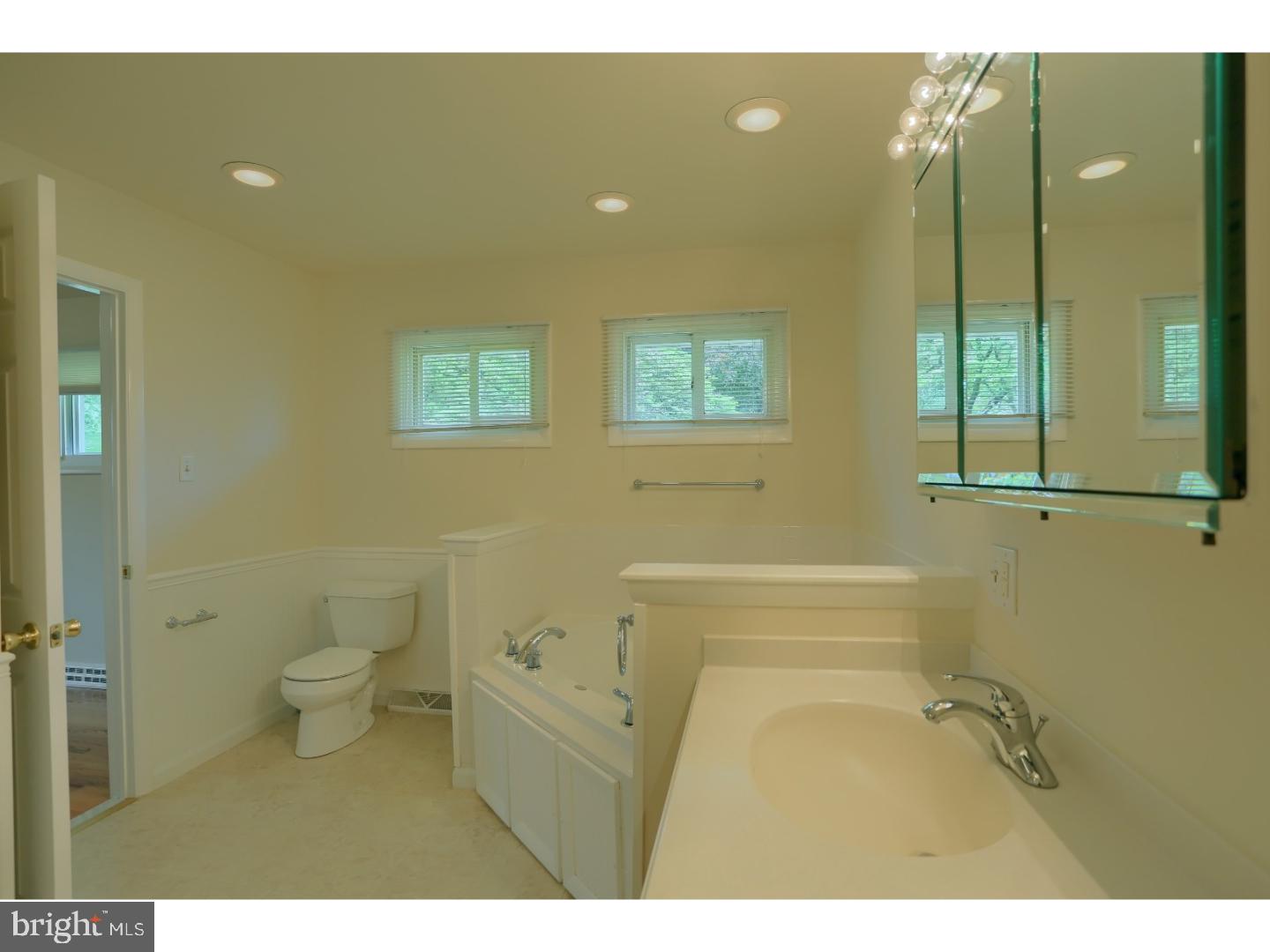 3012 Curtis Road Reading, PA 19608 - Photo 19 of 25