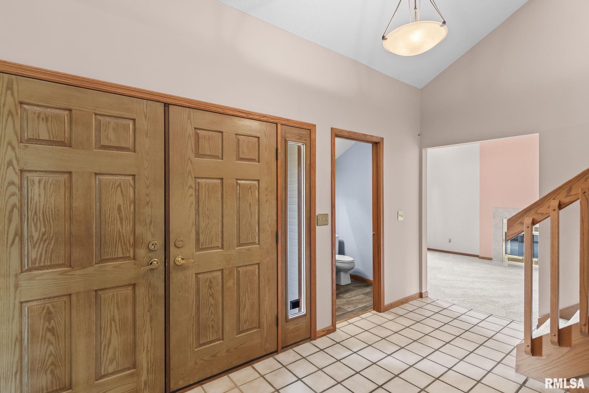 209 Prestwick Road Springfield, IL 62702 - Photo 7 of 31 Gallery Image 7