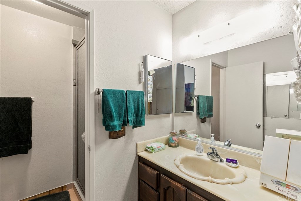 4051 La Concetta Drive Yorba Linda, CA 92886 - Photo 19 of 28