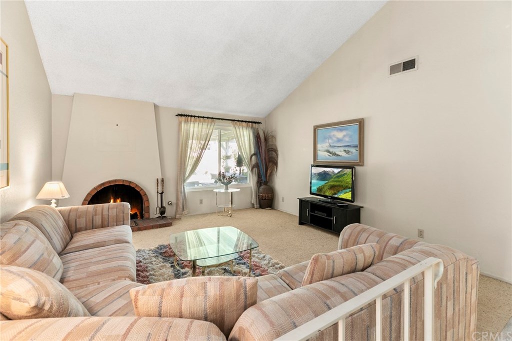 4051 La Concetta Drive Yorba Linda, CA 92886 - Photo 8 of 28