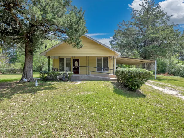 $89,900 | 1216 South Hendrix Avenue, Diboll, TX 75941