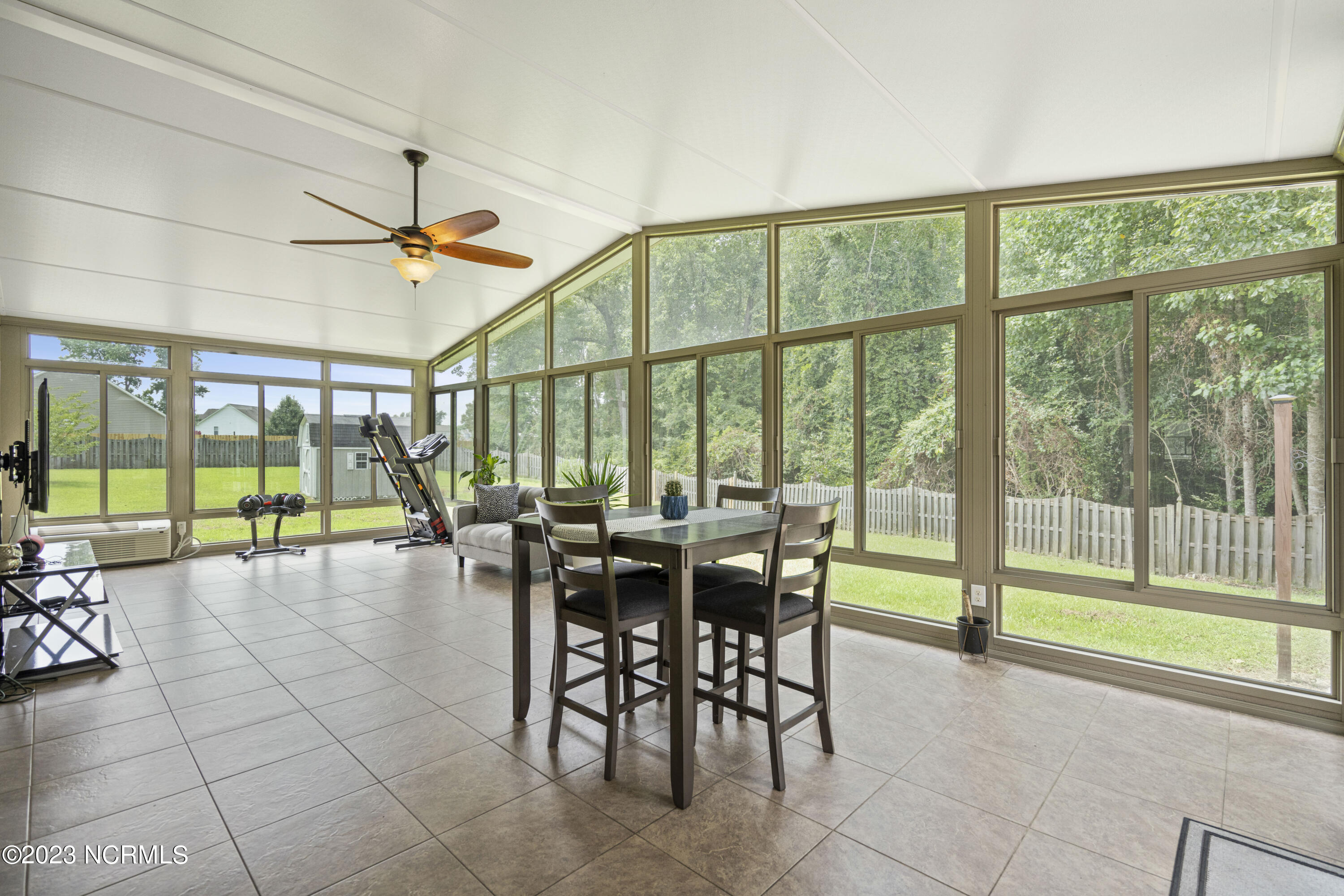 809 Little Roxy Court Jacksonville, NC 28540 - Photo 19 of 68 DSC03958