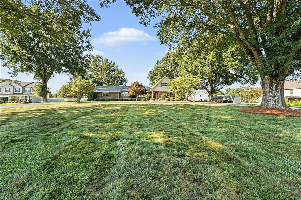 8025 Reynolda Road Pfafftown, NC 27040 - Photo 39 of 50
