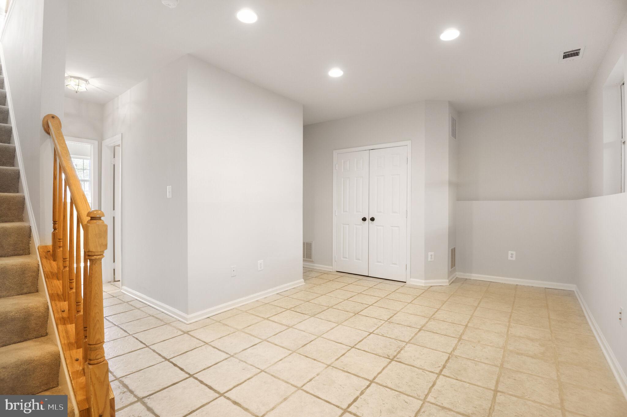 14812 Edman Circle Centreville, VA 20121 - Photo 18 of 24 a view of an empty room