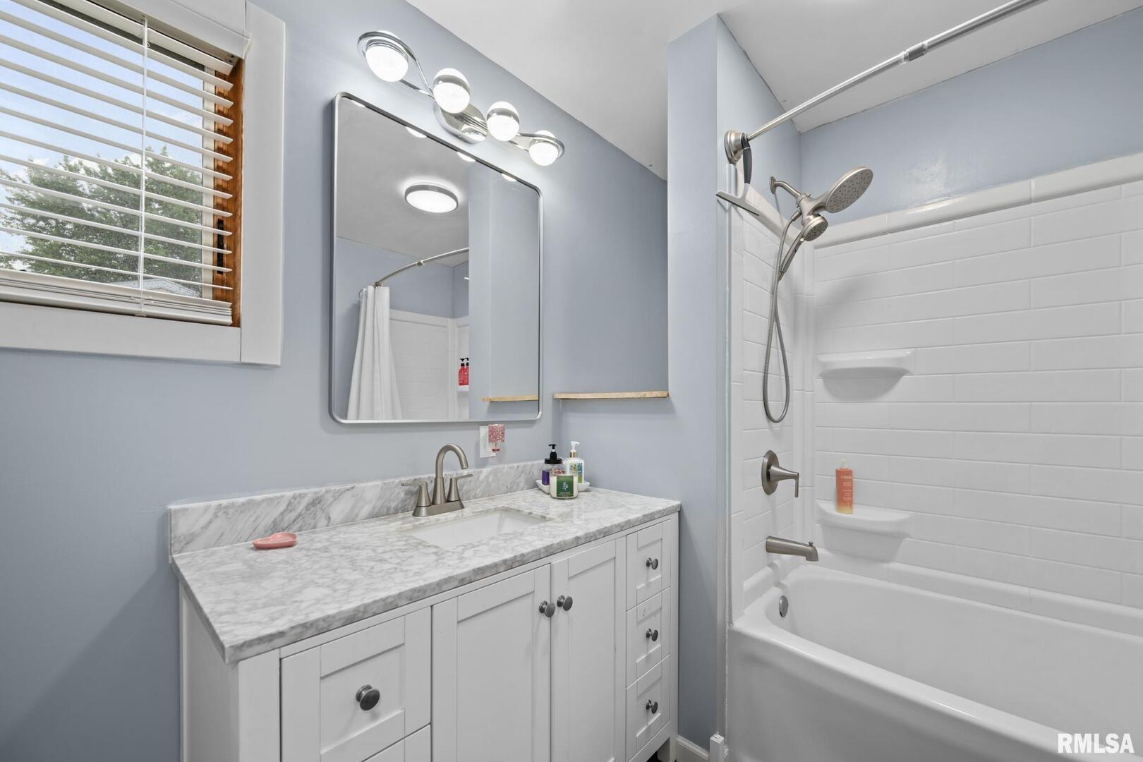 406 234th Street Aledo, IL 61231 - Photo 19 of 26