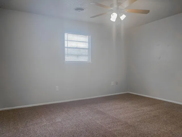 $1,375 | 5416 49th Street, Lubbock, TX 79414