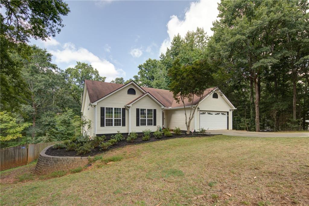 4267 Riviere Point Gainesville, GA 30507 - Photo 5 of 28 Gallery Image 5