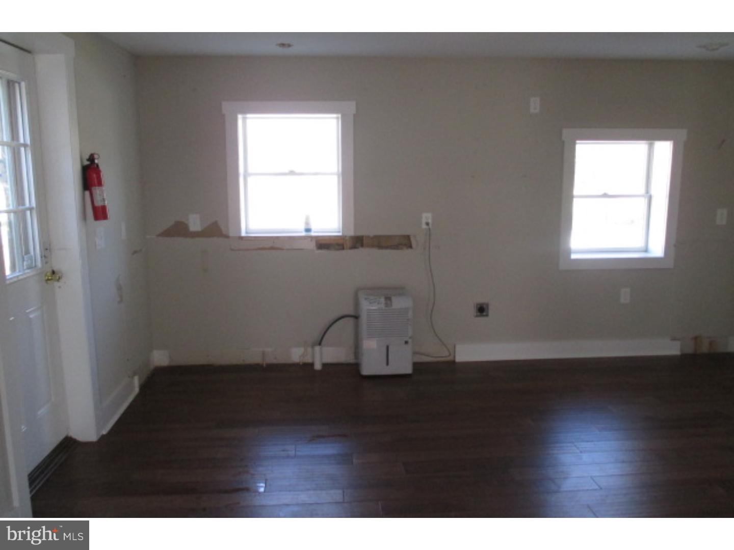 168 Jefferson Road Pennsville, NJ 08070 - Photo 5 of 15 Gallery Image 5
