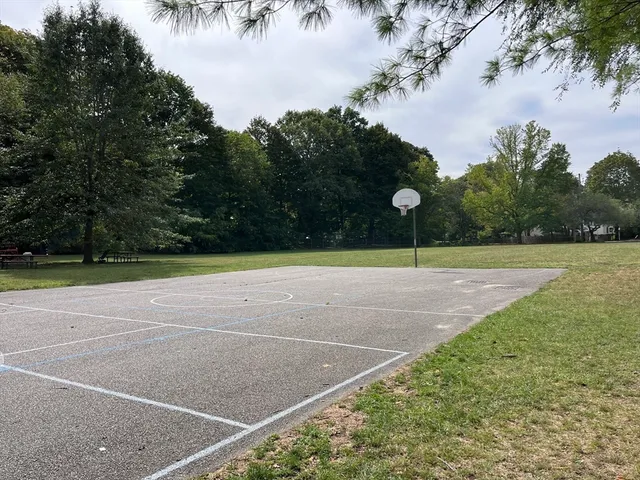 a view of a tennis court