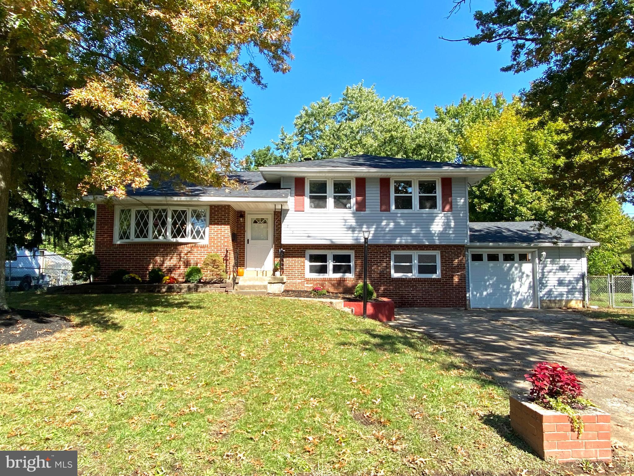 215 Sheffield Road Cherry Hill, NJ 08034 - Photo 2 of 14 Gallery Image 2