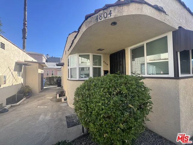 $2,850 | 4804 Bellflower Avenue, North Hollywood, CA 91602