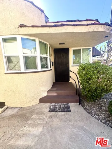 $2,850 | 4804 Bellflower Avenue, North Hollywood, CA 91602