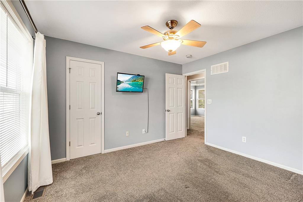 701 Homeland Buckner, MO 64016 - Photo 21 of 31