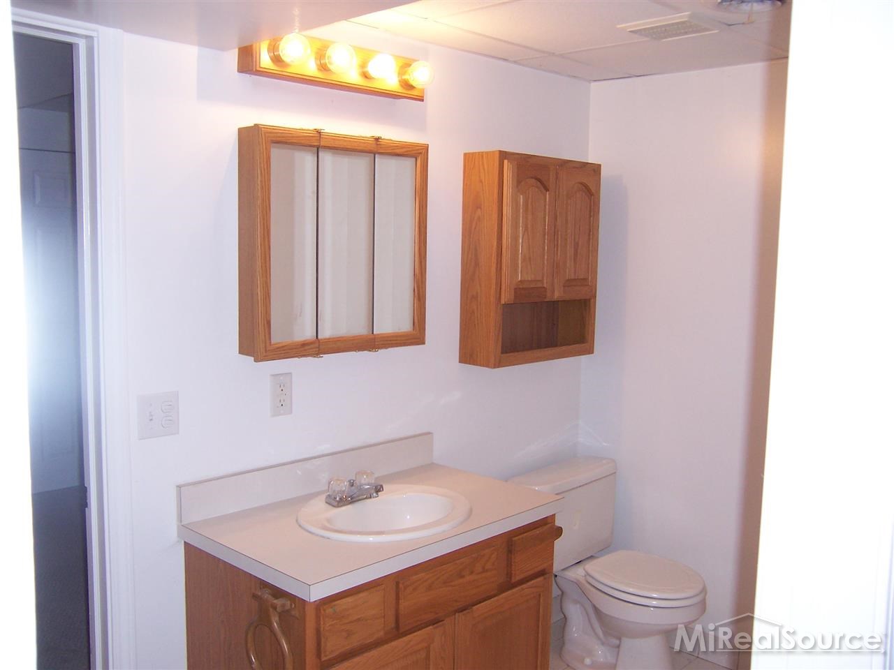 1250 Miller Road Memphis, MI 48041 - Photo 16 of 23 31180515-15.JPG