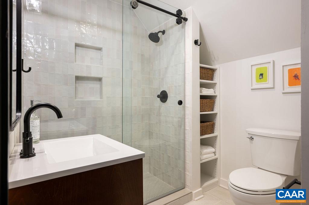 3991 Carters Mountain Road Charlottesville, VA 22902 - Photo 32 of 61 Second level full bath